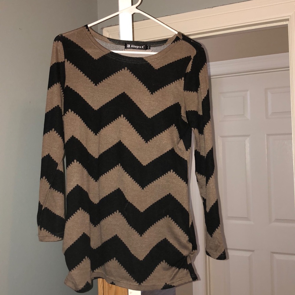 Black and Tan sweater